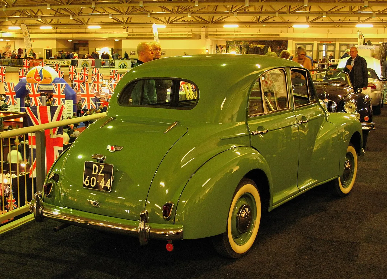 Morris Oxford Series MO, rear