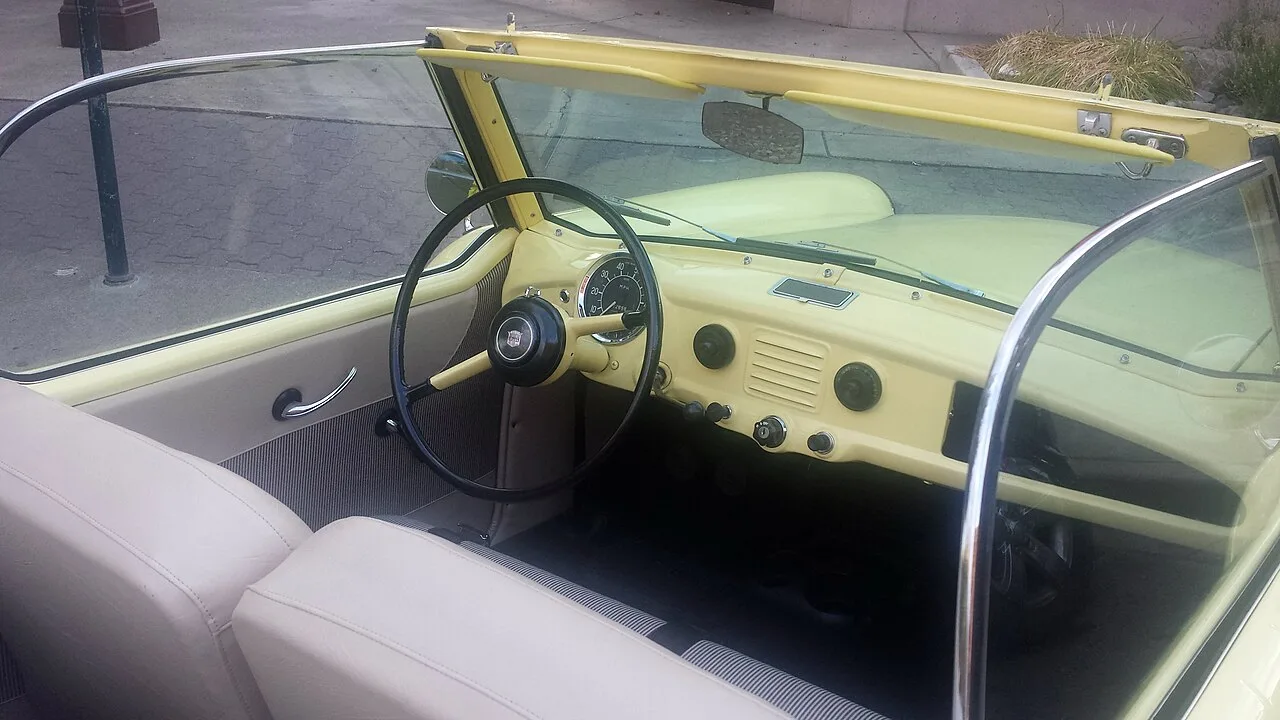 Nash Metropolitan, interior