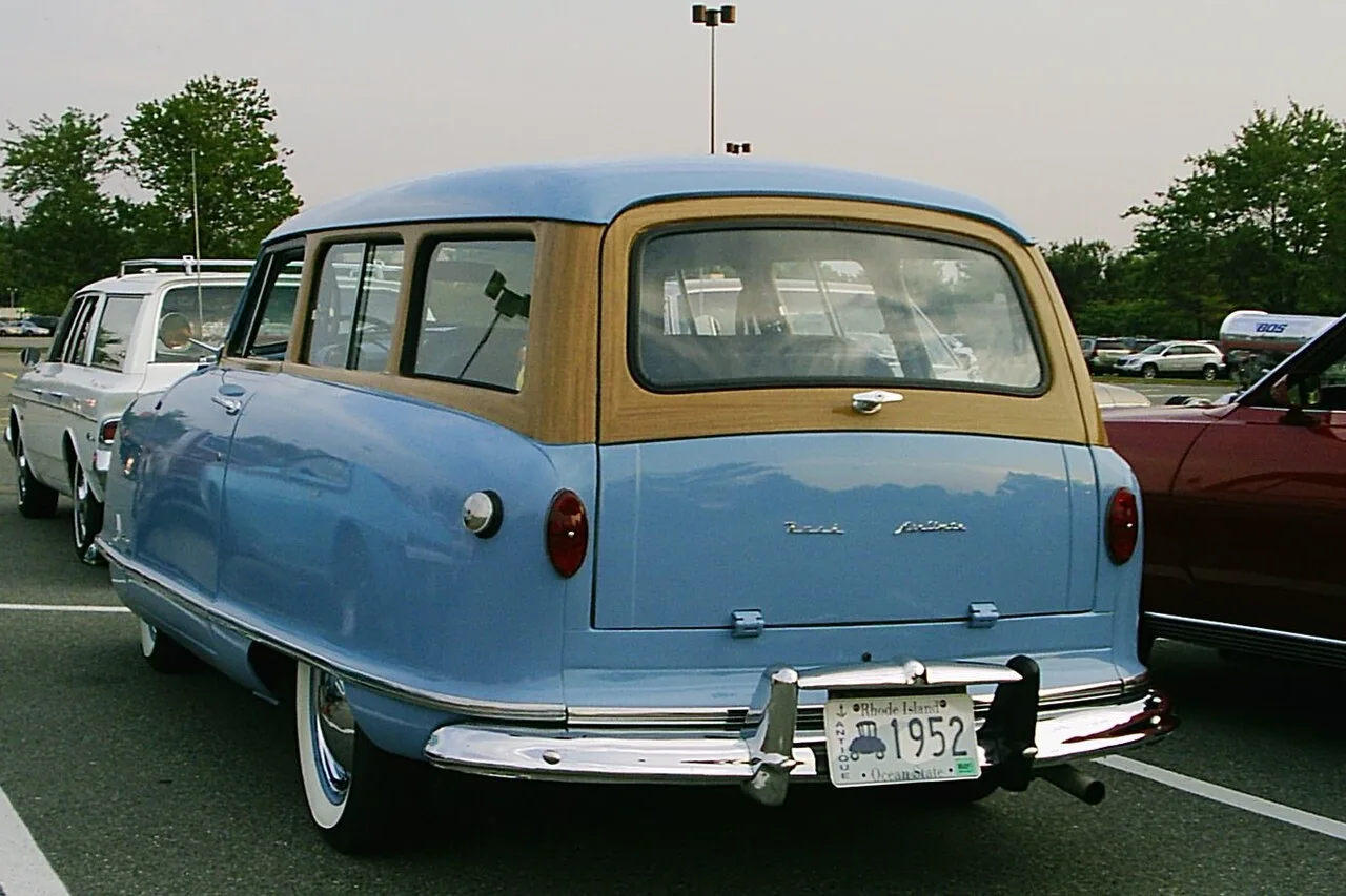 Nash Rambler, rear