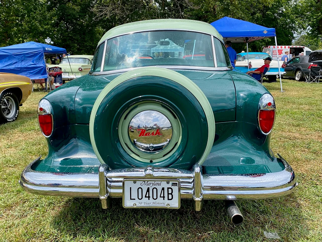 Nash Rambler, rear