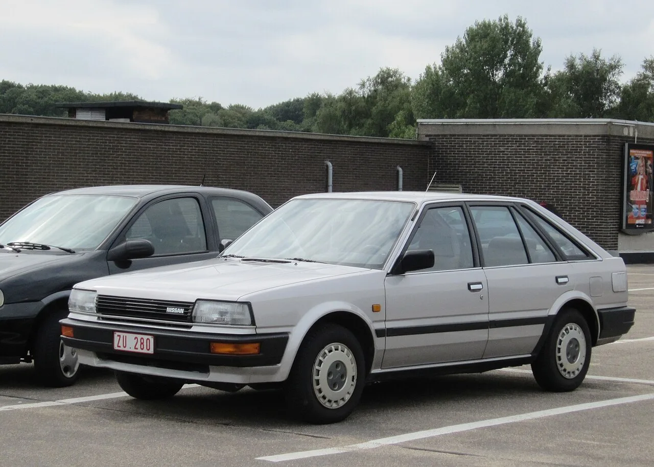 Nissan Bluebird U12 / Stanza / Pintara, side