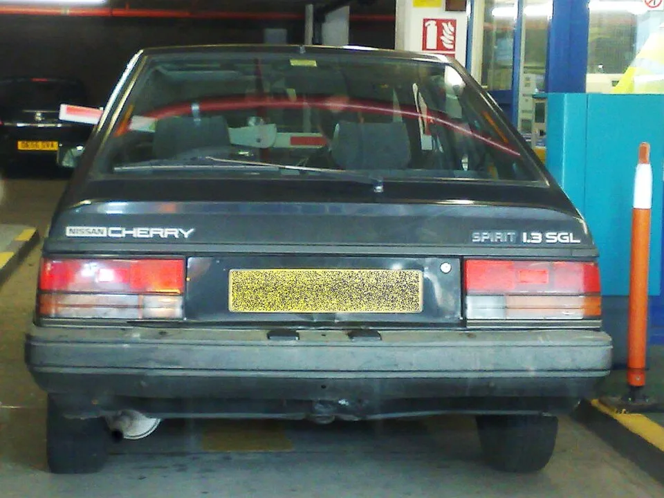 Nissan Cherry F-II / F10, rear