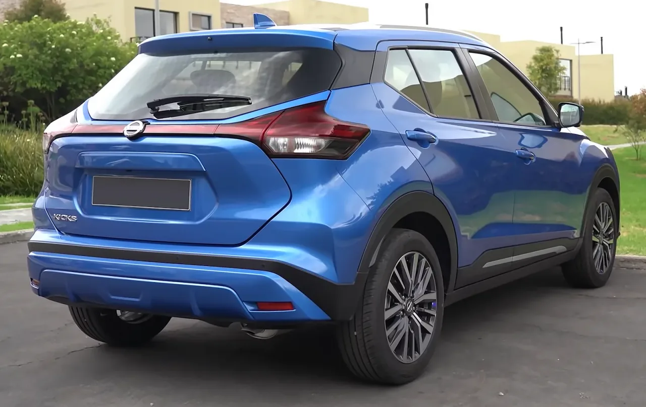 Nissan Kicks, rear