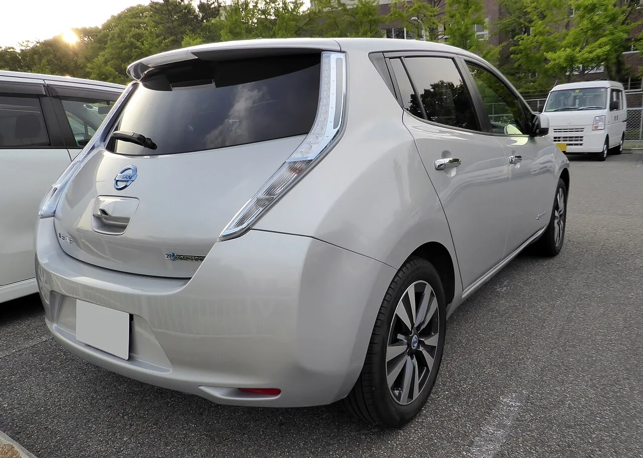 Nissan Leaf, rear