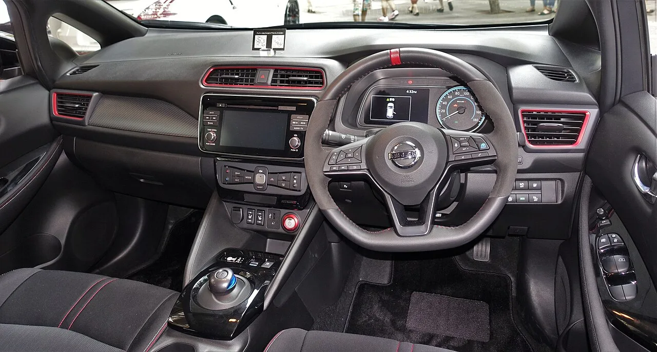 Nissan Leaf, interior