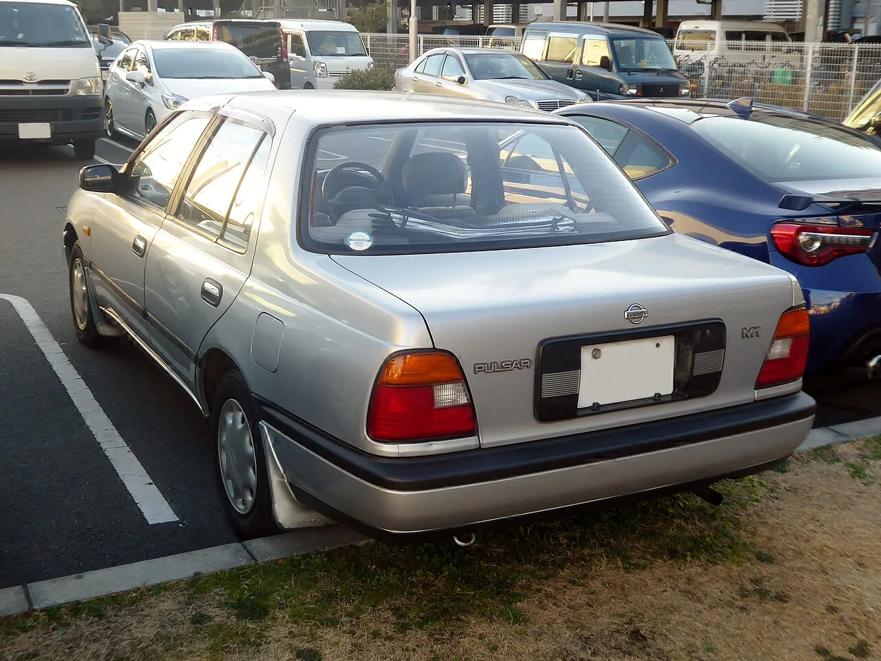Nissan Pulsar / Sunny N14, rear