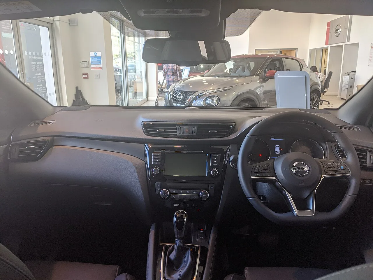 Nissan Qashqai J11, interior