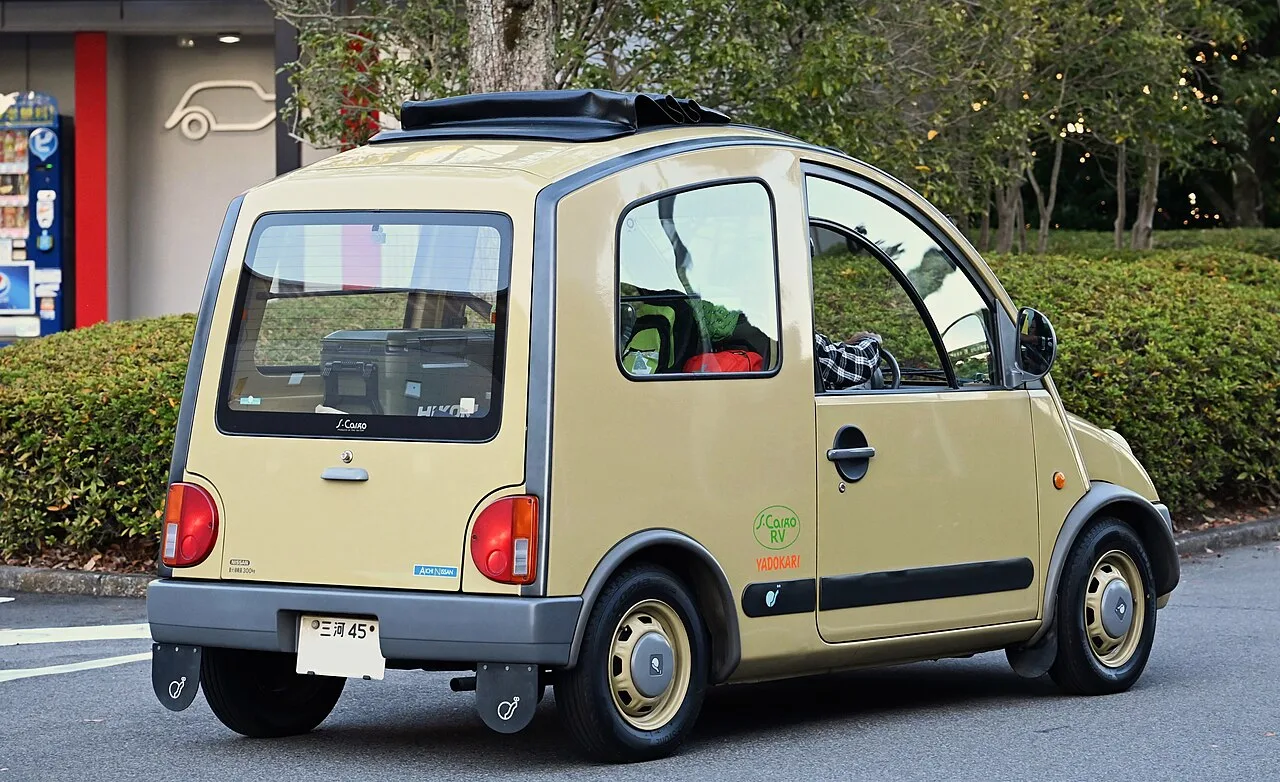 Nissan S-Cargo, rear