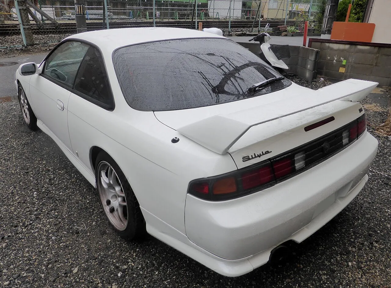 Nissan Silvia, rear