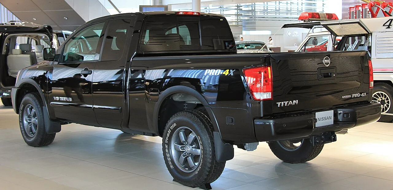 Nissan Titan, rear