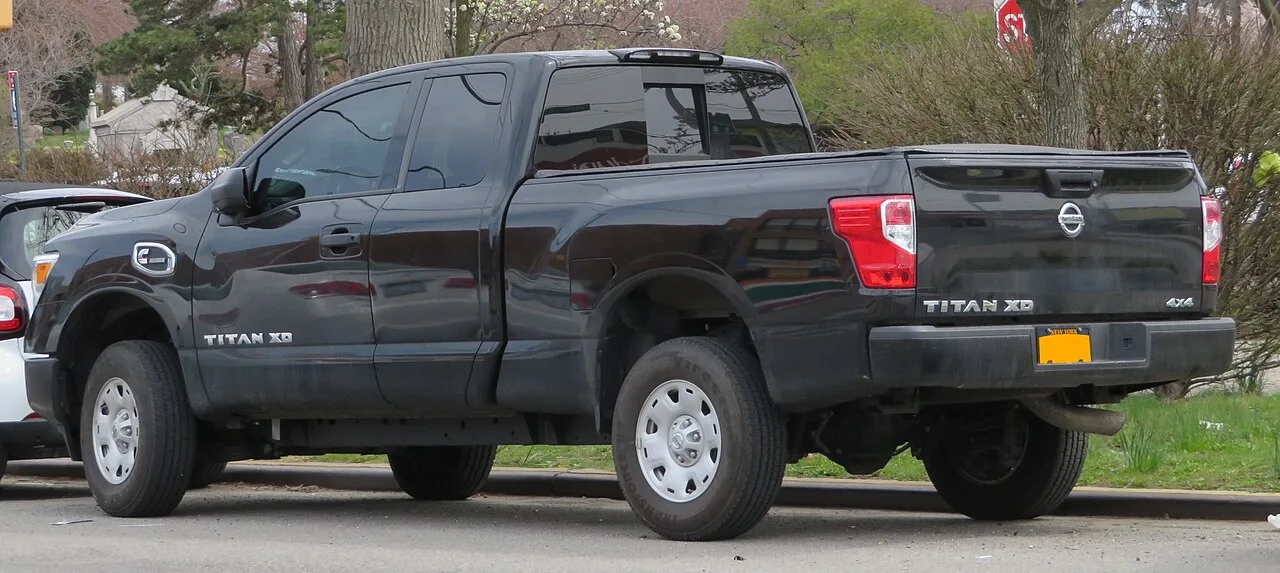 Nissan Titan, rear