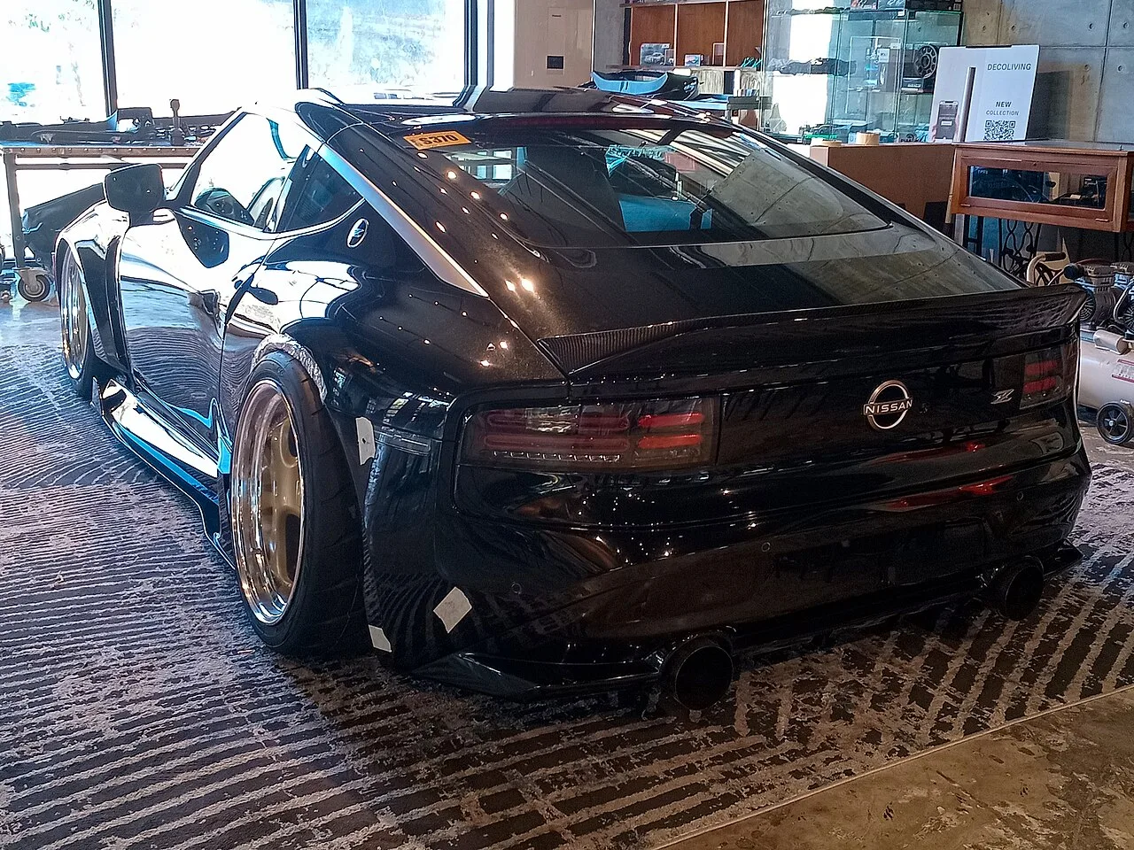 Nissan Z Nismo, rear