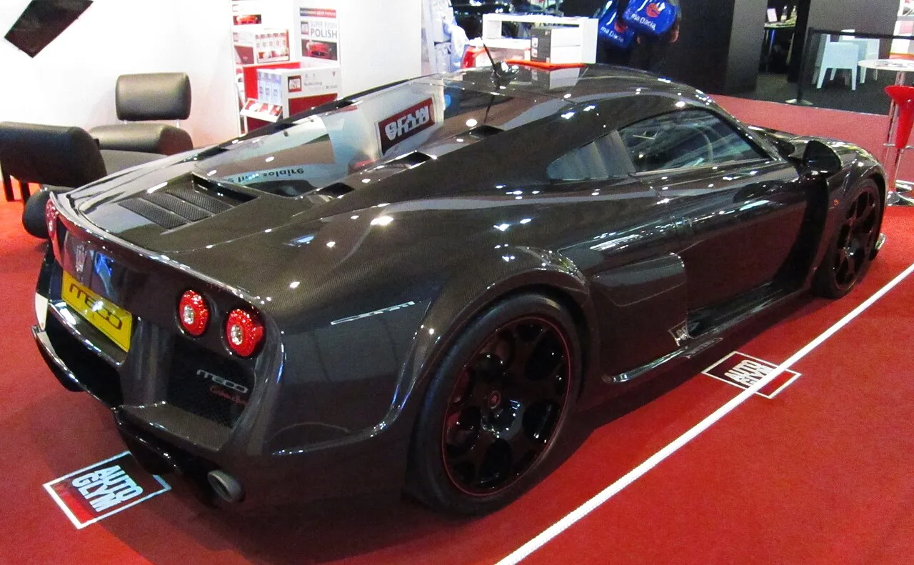 Noble M600, rear