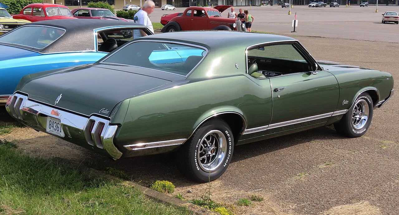 Oldsmobile Cutlass Rallye 350, rear