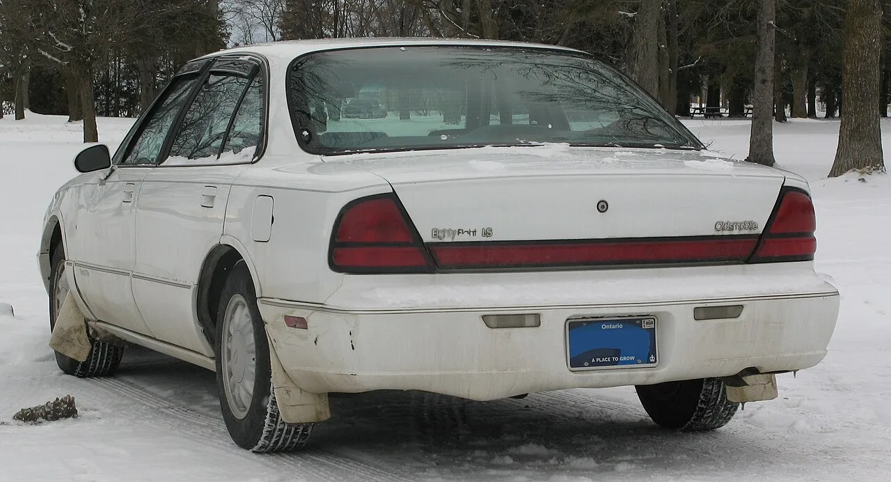 Oldsmobile Eighty-Eight, rear