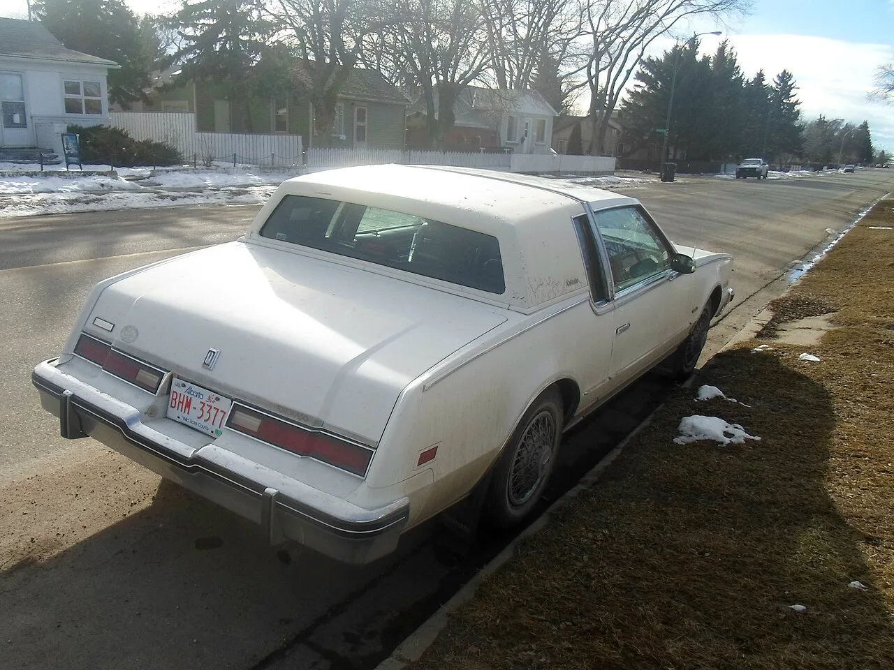 Oldsmobile Toronado, rear