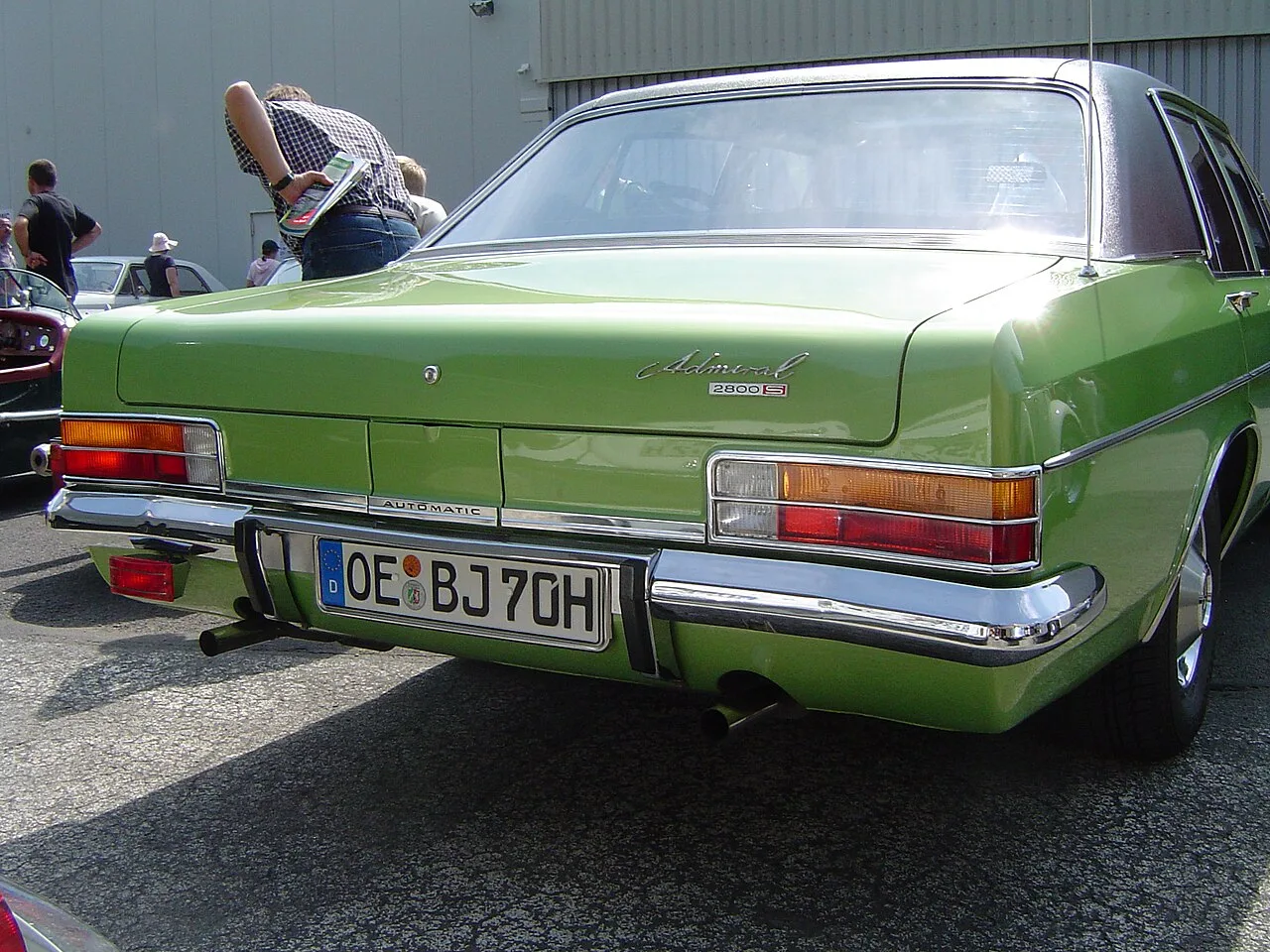 Opel Admiral A, rear