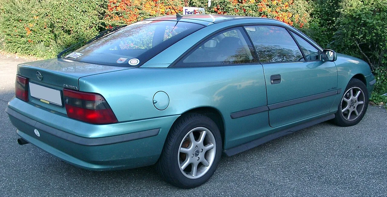 Opel Calibra, rear