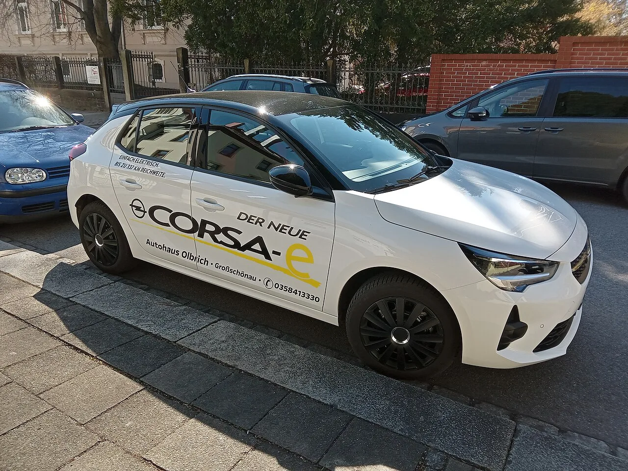 Opel Corsa OPC / VXR, side