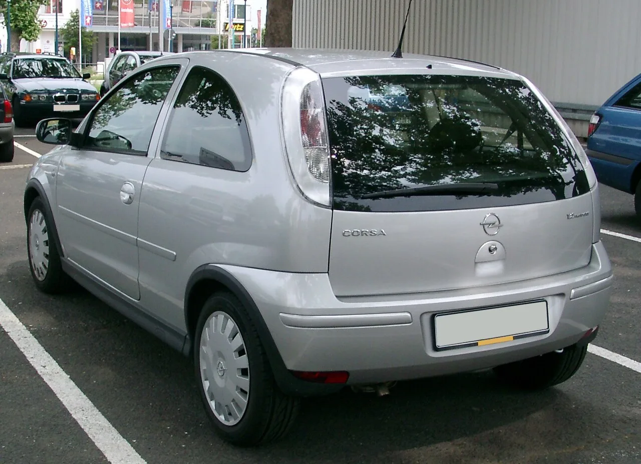 Opel Corsa D, rear