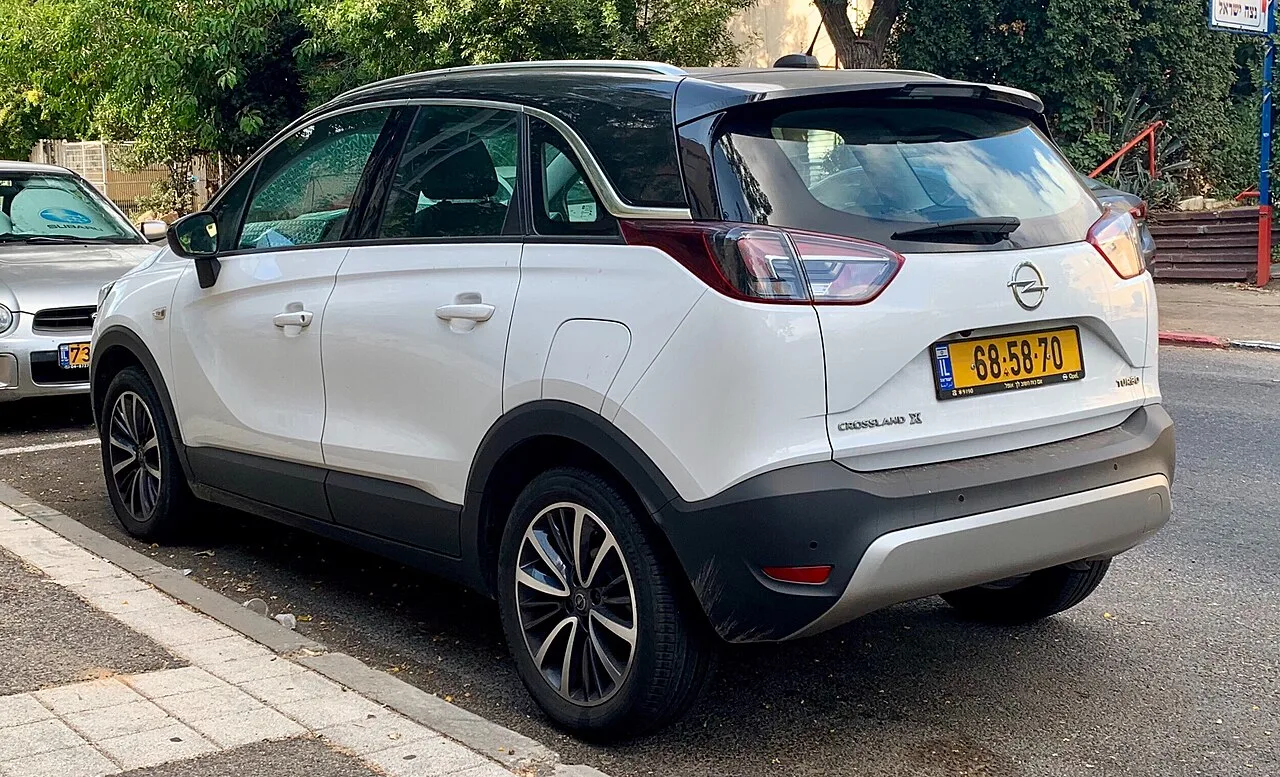 Opel Crossland / Crossland X, rear