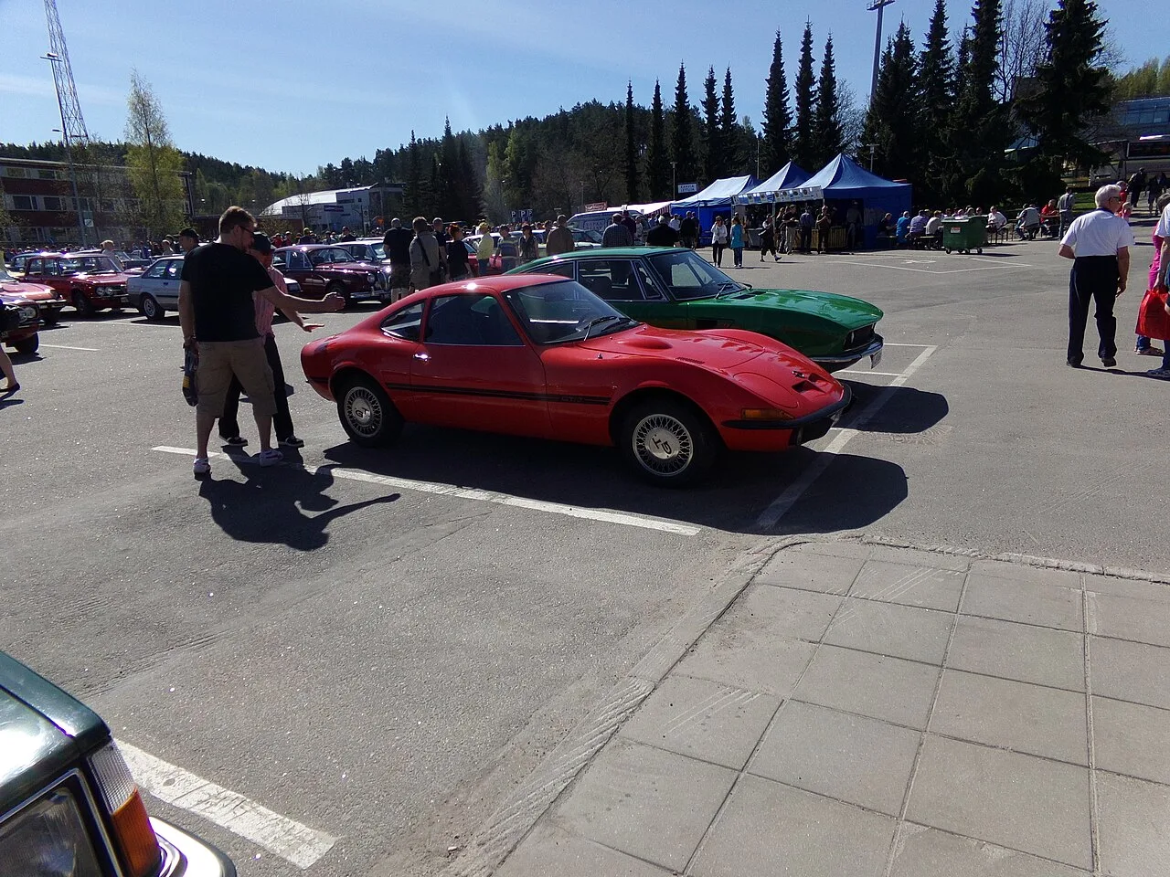 Opel GT, side
