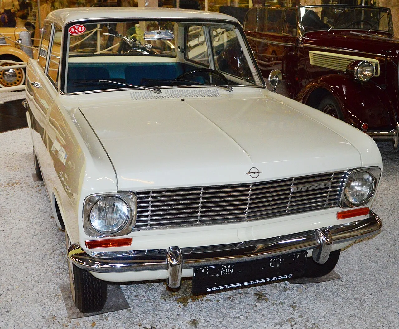 Opel Kadett A, side