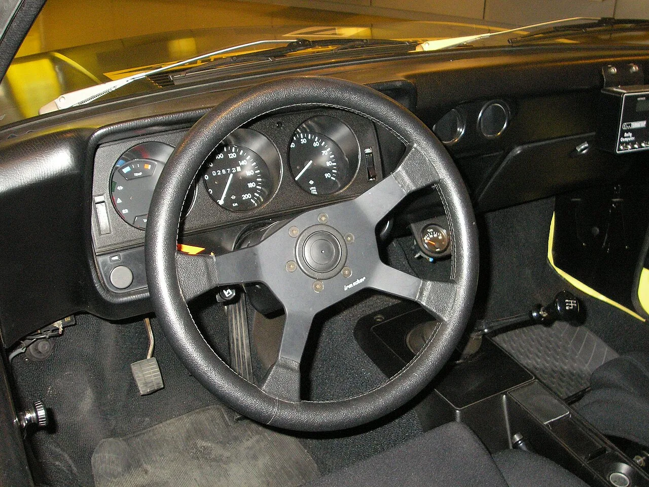 Opel Manta A, interior
