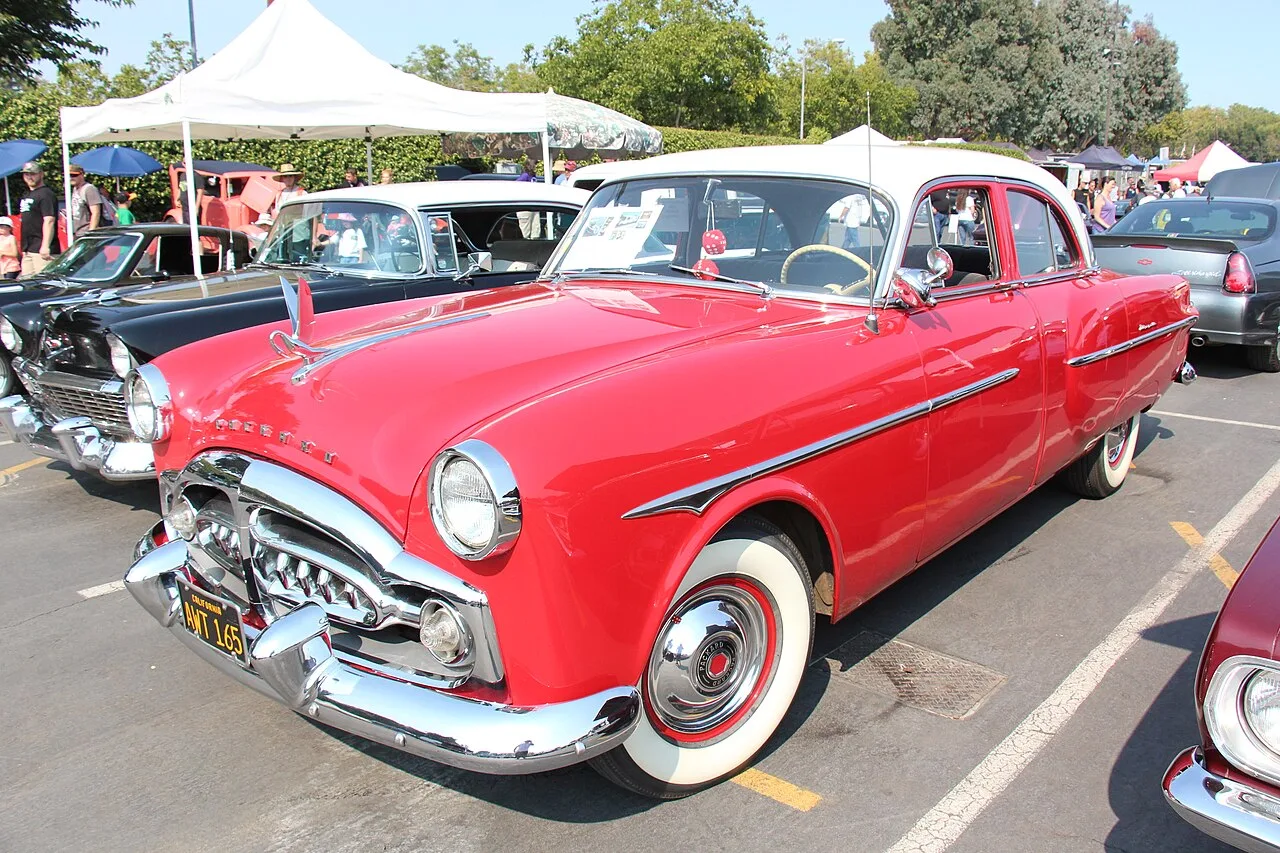 Packard 300, rear