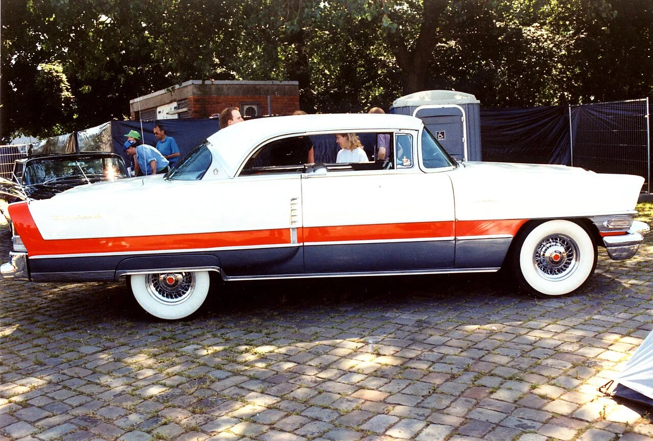 Packard Caribbean, side