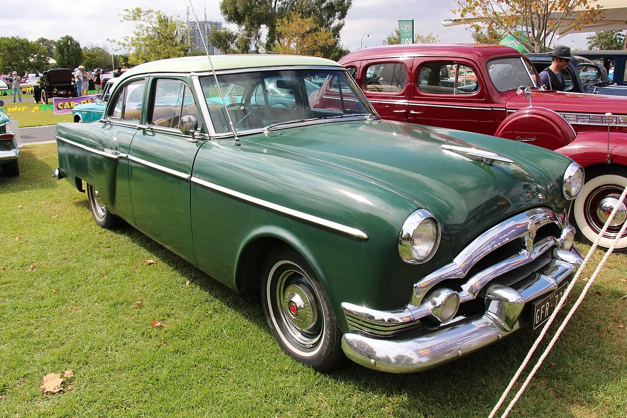 Packard Clipper, rear
