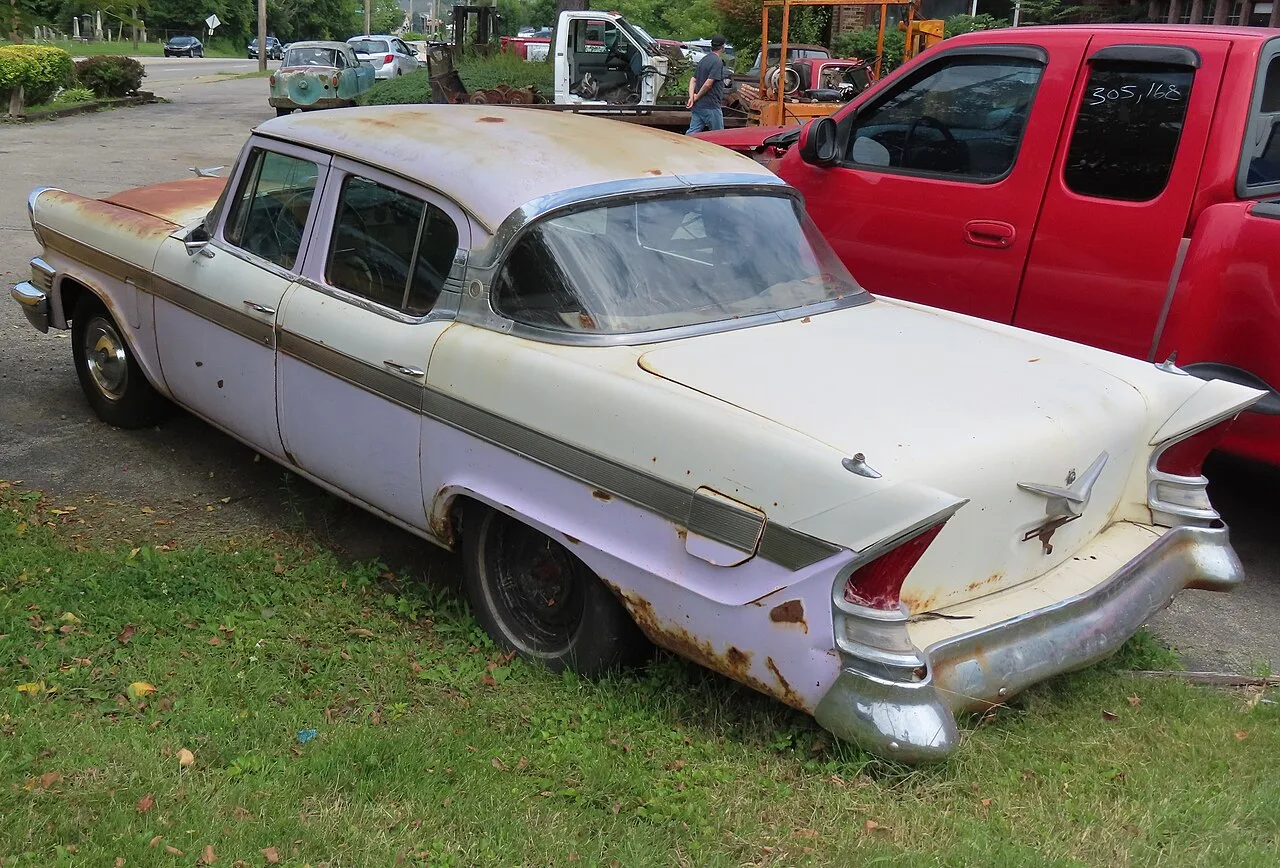 Packard Clipper, rear