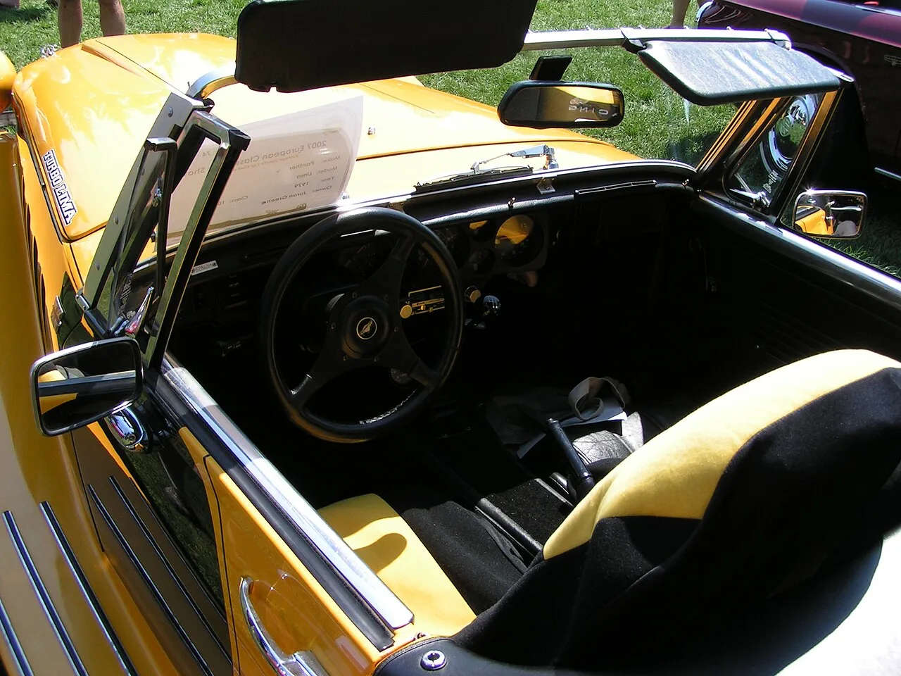 Panther Lima, interior