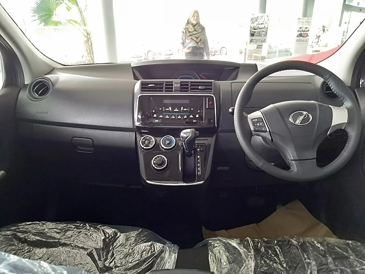 Perodua Alza first generation, interior
