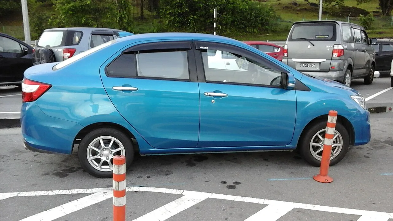 Perodua Bezza, side