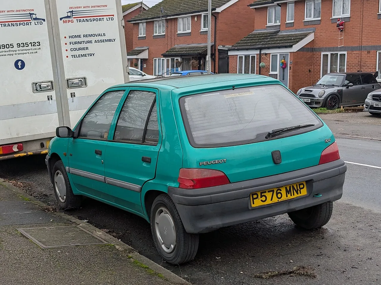 Peugeot 106, rear
