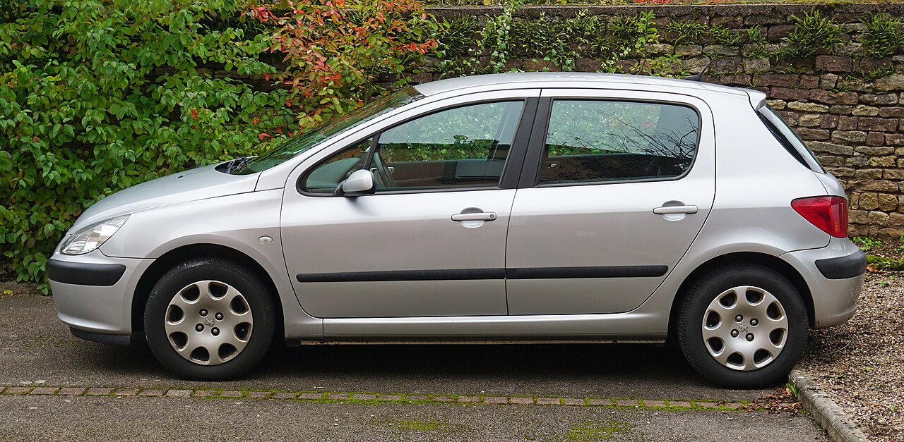 Peugeot 307, side