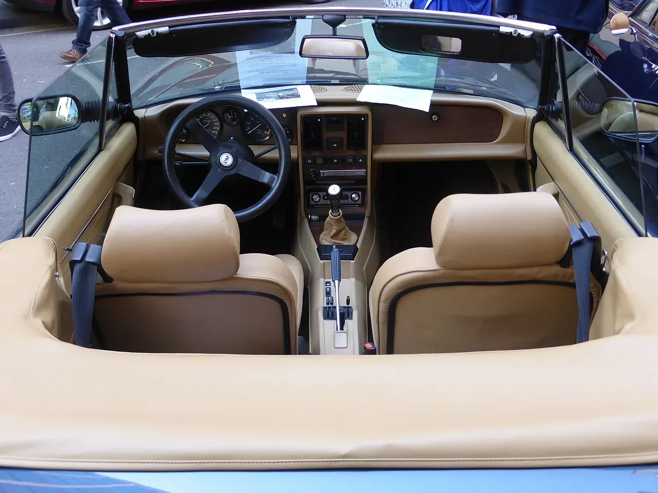 Pininfarina Spider, interior