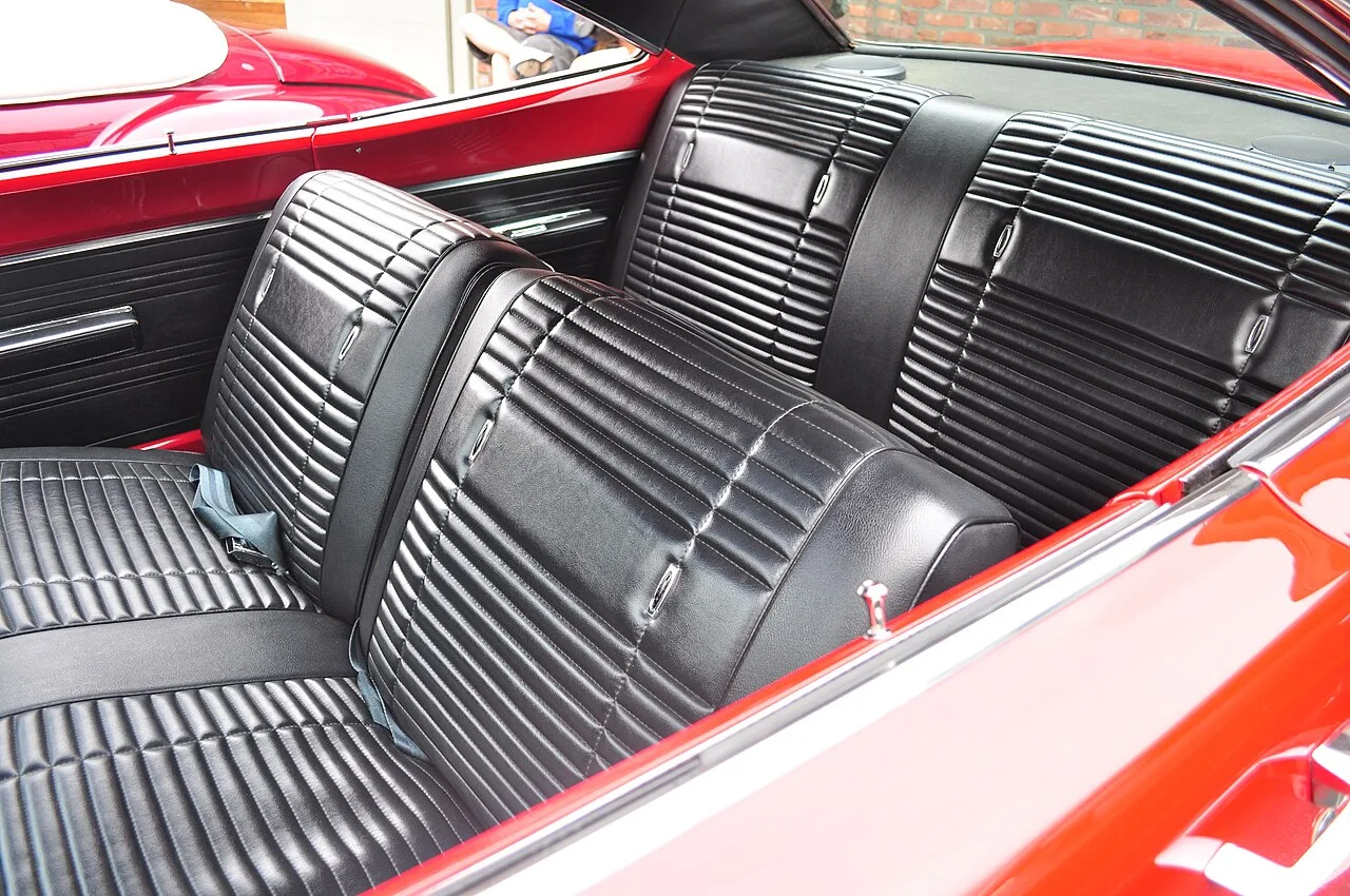 Plymouth Road Runner, interior