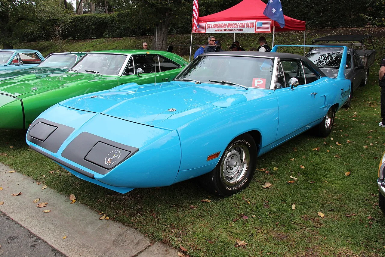 Plymouth Superbird, side