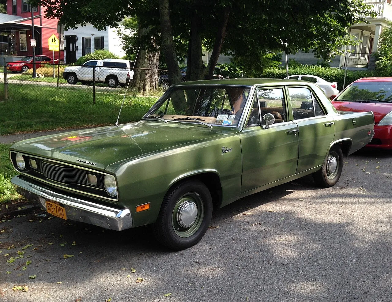 Plymouth Valiant A38 police package, side
