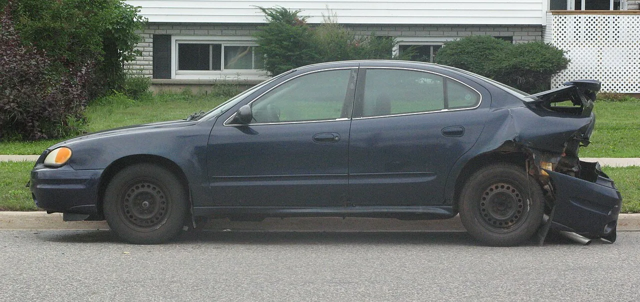 Pontiac Grand Am, side