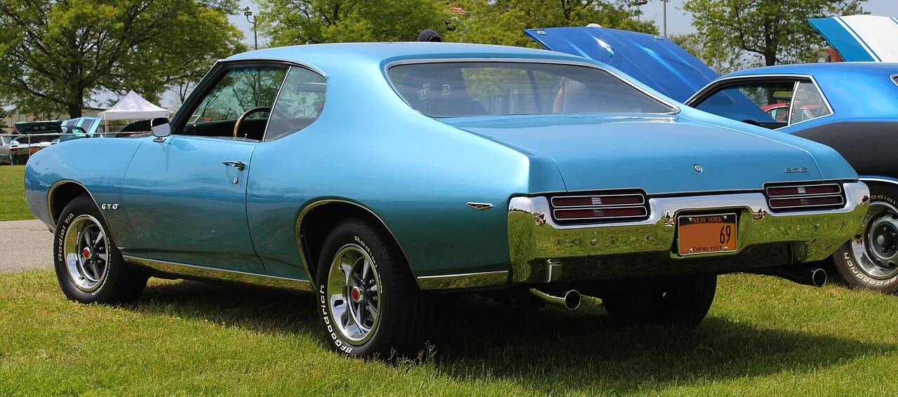 Pontiac GTO, rear