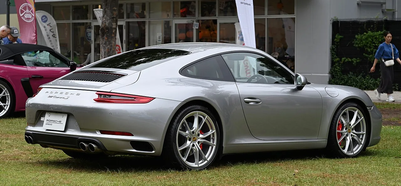 Porsche 911 GT2, rear