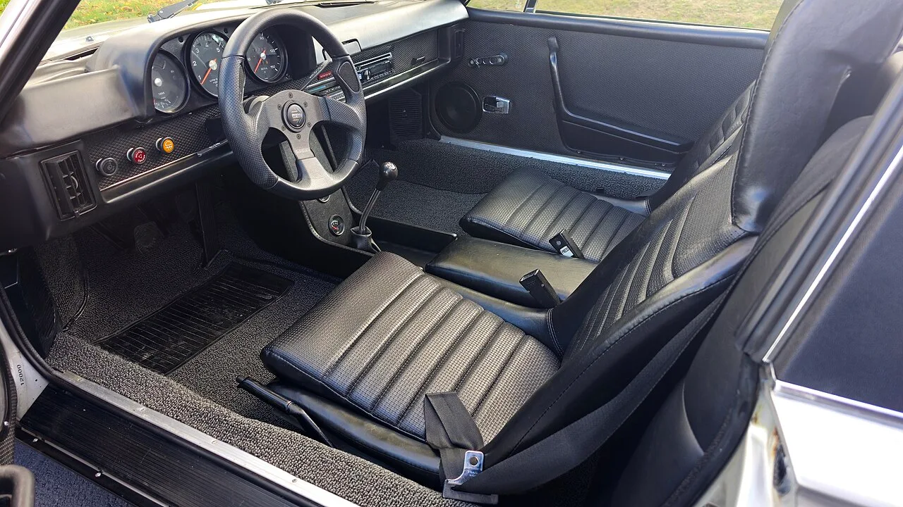 Porsche 914, interior
