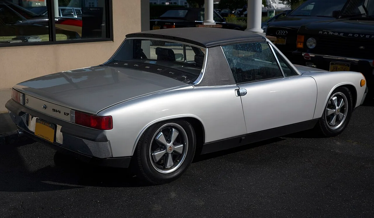 Porsche 914, rear