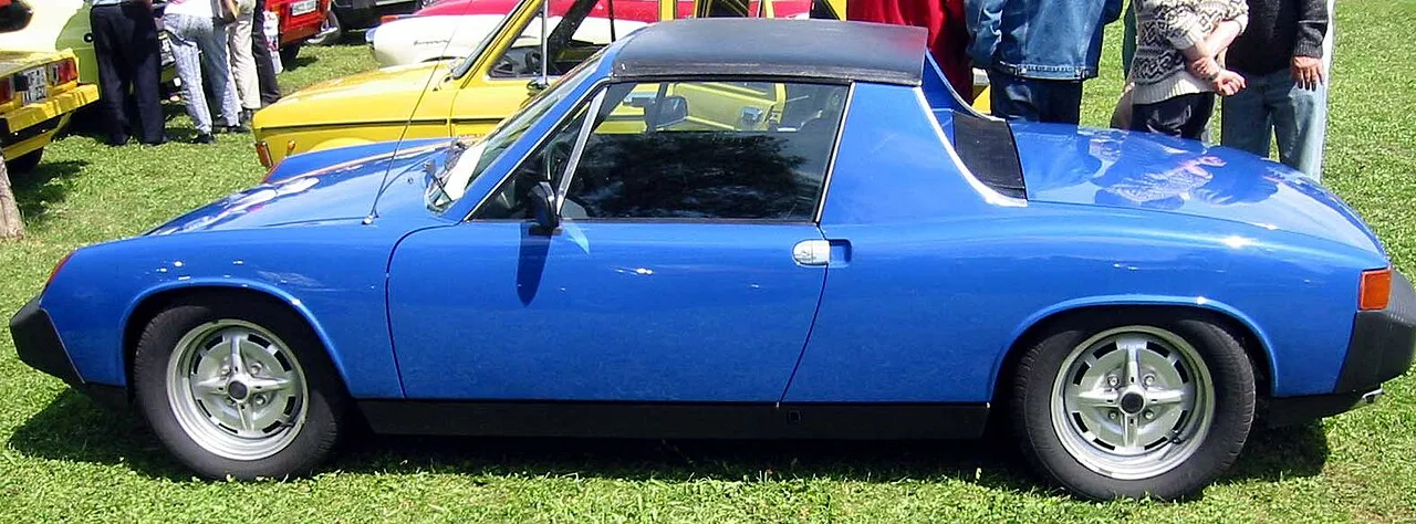 Porsche 914, side