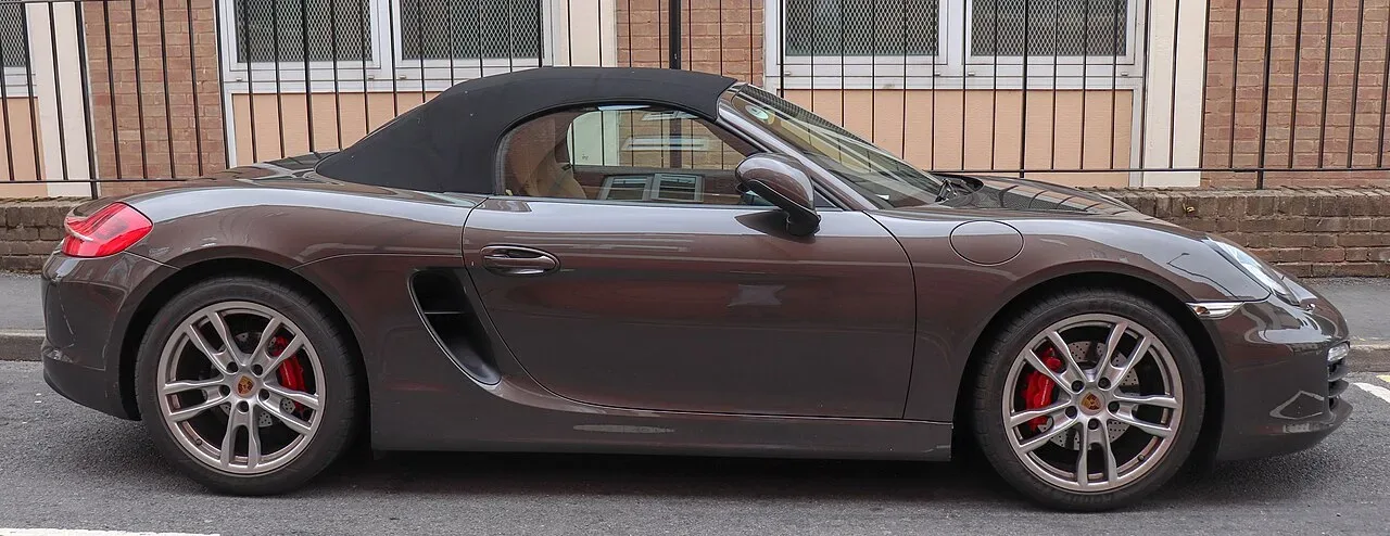 Porsche Boxster, side