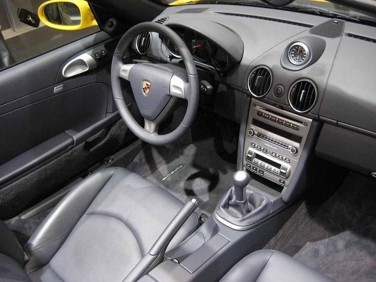 Porsche Boxster, interior
