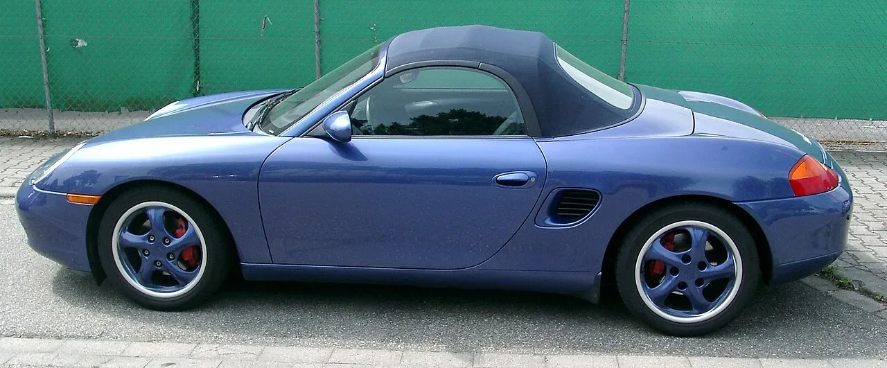 Porsche Boxster, side